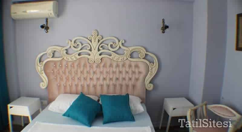 Lapis Port Surf Hotel